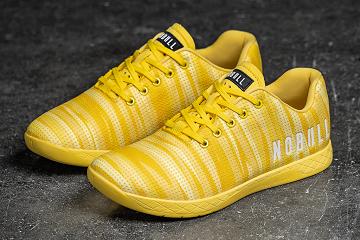 Yellow Nobull Lightning Burst Men's Trainers | CA J1359P